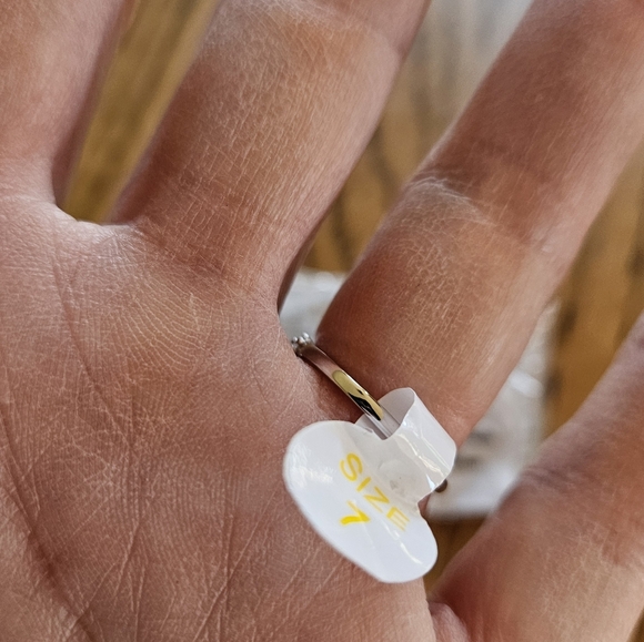 Bomb Party The Sterling Club Silver Cubic Zirconia Ring Size 7 - Picture 4 of 5